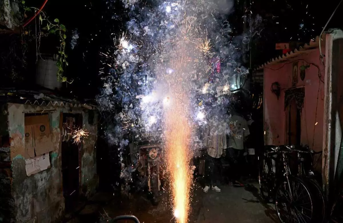 India T20: जीत के जश्न में, पटाखे के जलने से हुई 5 साल के बच्चे की मौत