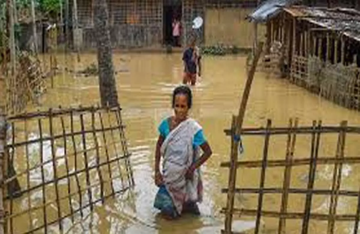 Assam: बाढ़ की स्थिति गंभीर, 19 जिलों में 6 लाख से अधिक लोग प्रभावित