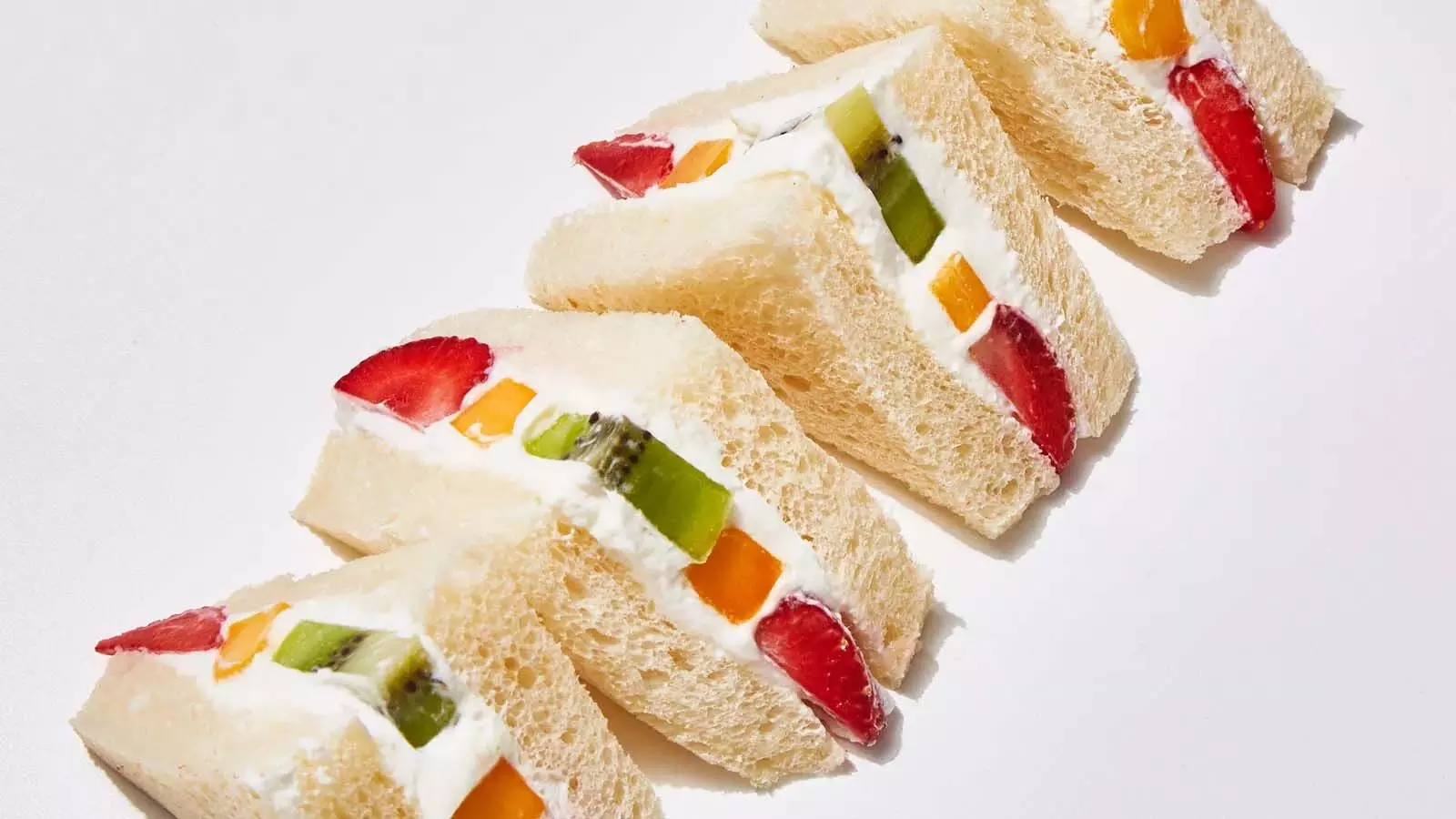 Fruit Sandwich: टेस्टी और हेल्दी ब्रेकफास्ट