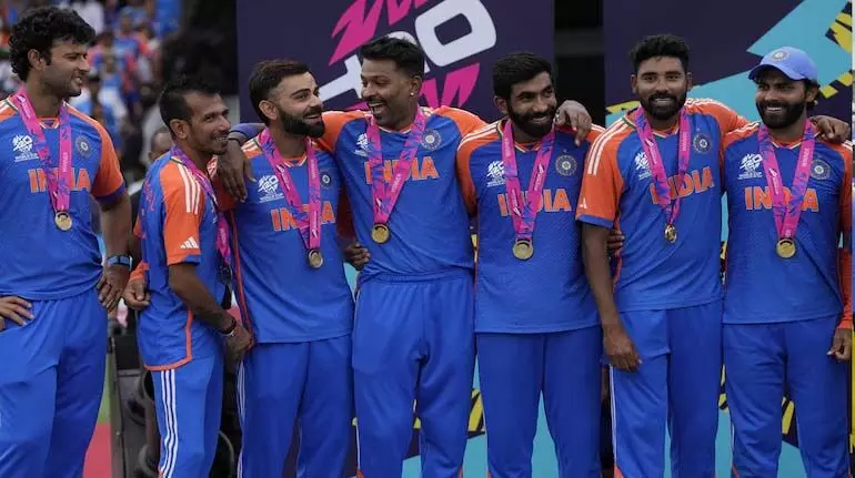 Cricket News: आईसीसी टूर्नामेंट की टीम में छह भारतीय