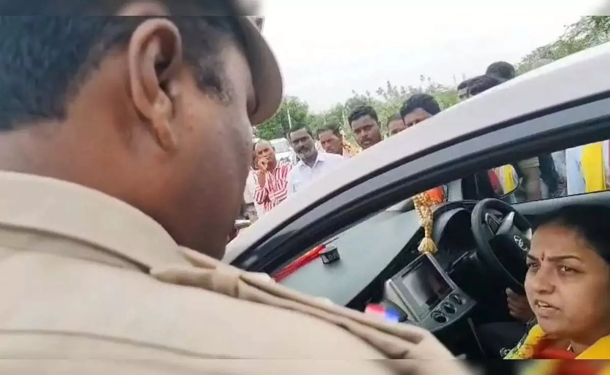 Nagpur Mercedes accident: महिला चालक ने पुलिस के सामने किया आत्मसमर्पण