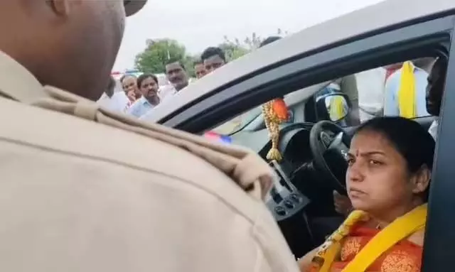 Andhra Pradesh: मंत्री की पत्नी और पुलिस अधिकारी के बीच बड़ा विवाद