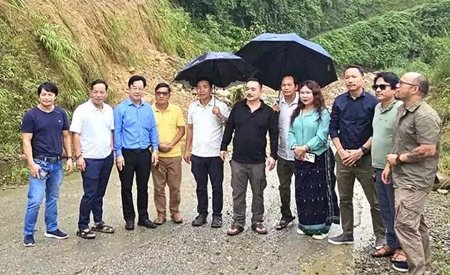 Arunachal : भाजपा की टीम ने भूस्खलन प्रभावित क्षेत्रों का दौरा किया