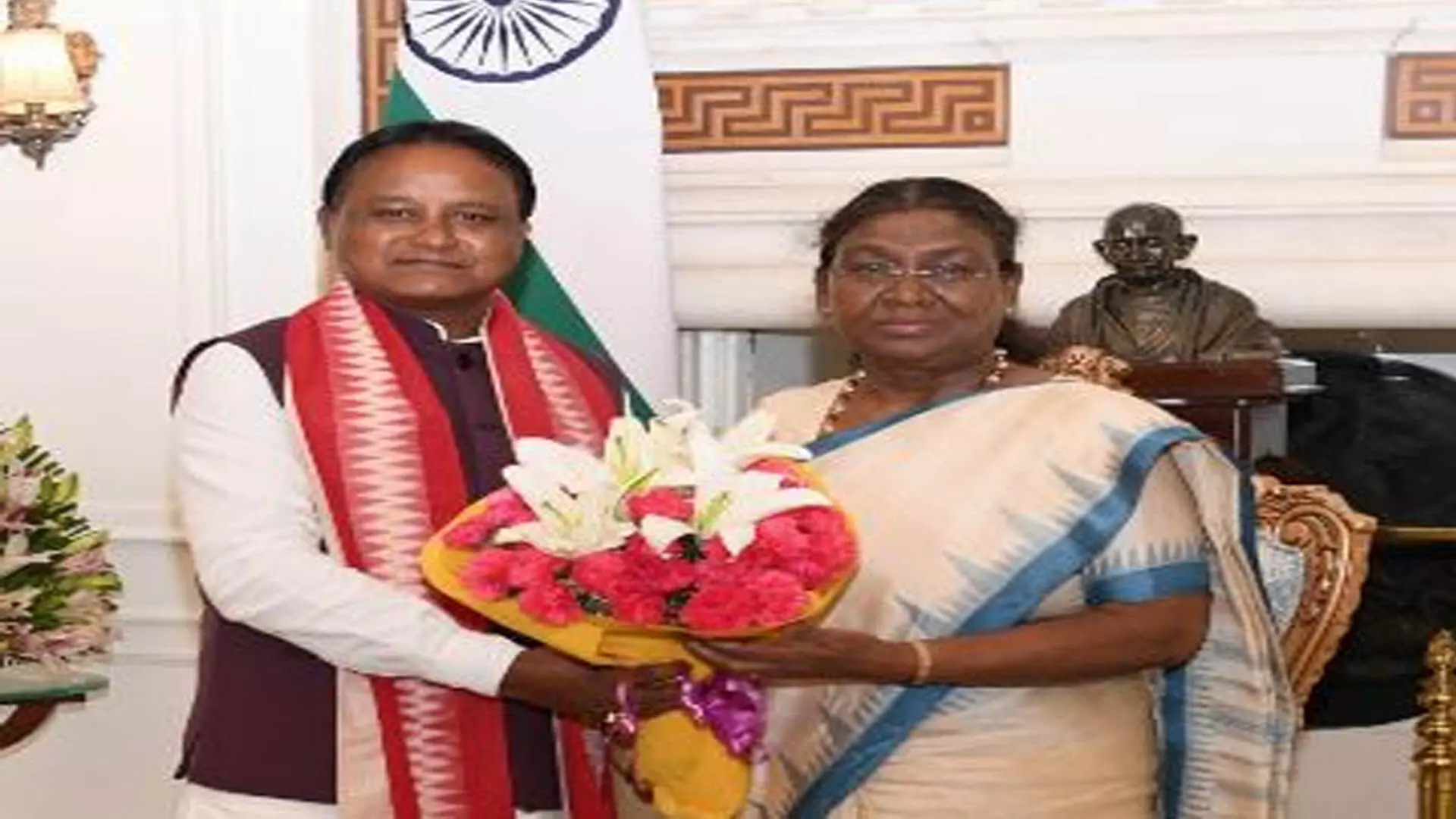 Odisha News:  सीएम मोहन माझी ने दिल्ली में राष्ट्रपति मुर्मू और उपराष्ट्रपति धनखड़ से मुलाकात की