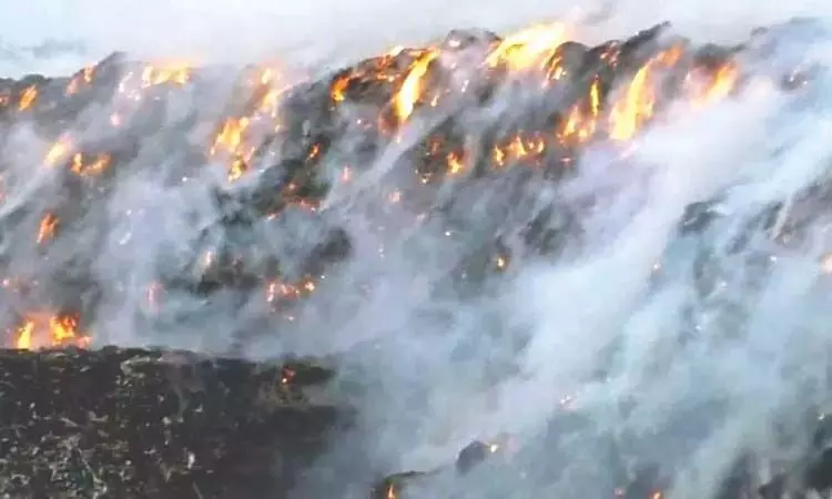 TIRUCHY: करूर के निवासियों को कूड़े के ढेर में लगी आग से परेशानी हुई