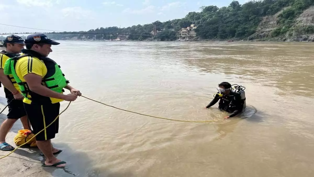 Drowning incidents: गंगा नदी में तैरने के लिए उतरे, हो गए गायब जानें क्या है कहानी?