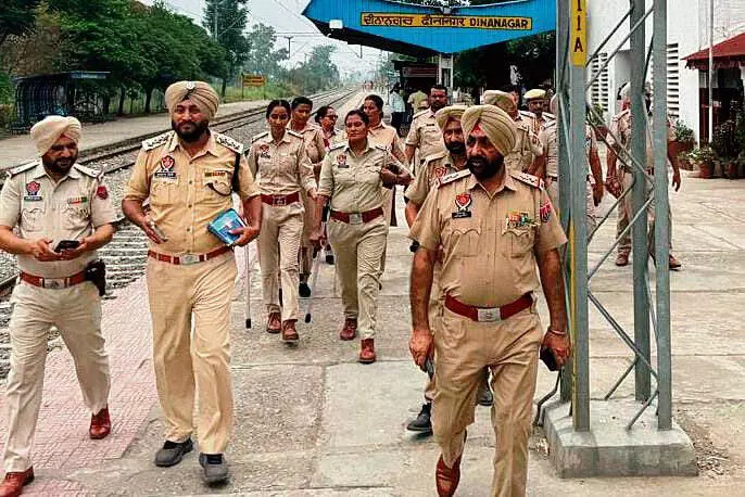 PUNJAB : दीनानगर रेलवे स्टेशन पर महिला ने दो संदिग्ध आतंकवादियों को देखा