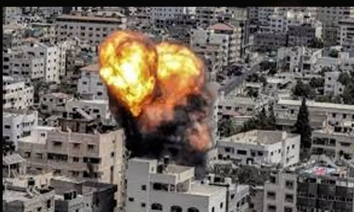 Lebanon  पर इजरायली हवाई हमले में हिजबुल्लाह सदस्य की मौत