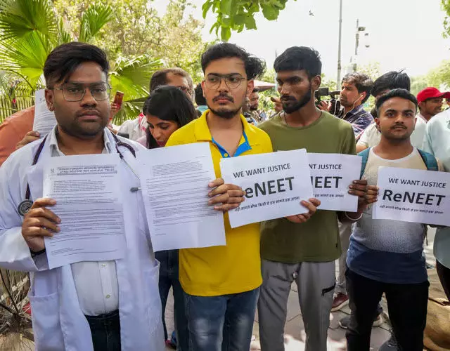 National: NEET-UG परीक्षा अनियमितताओं से संबंधित याचिकाओं पर सुनवाई करेगा सुप्रीम कोर्ट