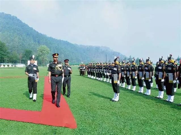 Shimla: लेफ्टिनेंट जनरल देवेंद्र शर्मा ने सेना प्रशिक्षण कमान का कार्यभार संभाला