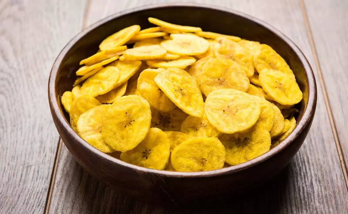 Banana Chips: नॉन फ्राइड मसाला केला चिप्स की जानिए रेसिपी