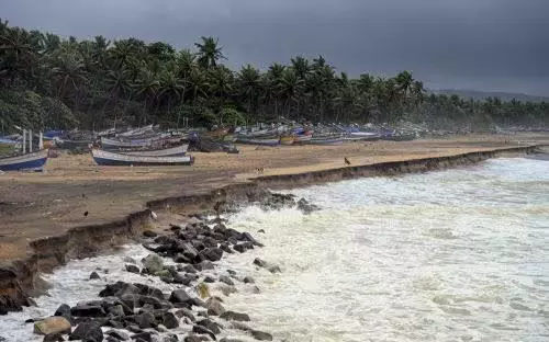 KERALA  : भारी बारिश जारी रहेगी केरल के 5 जिलों के लिए येलो अलर्ट