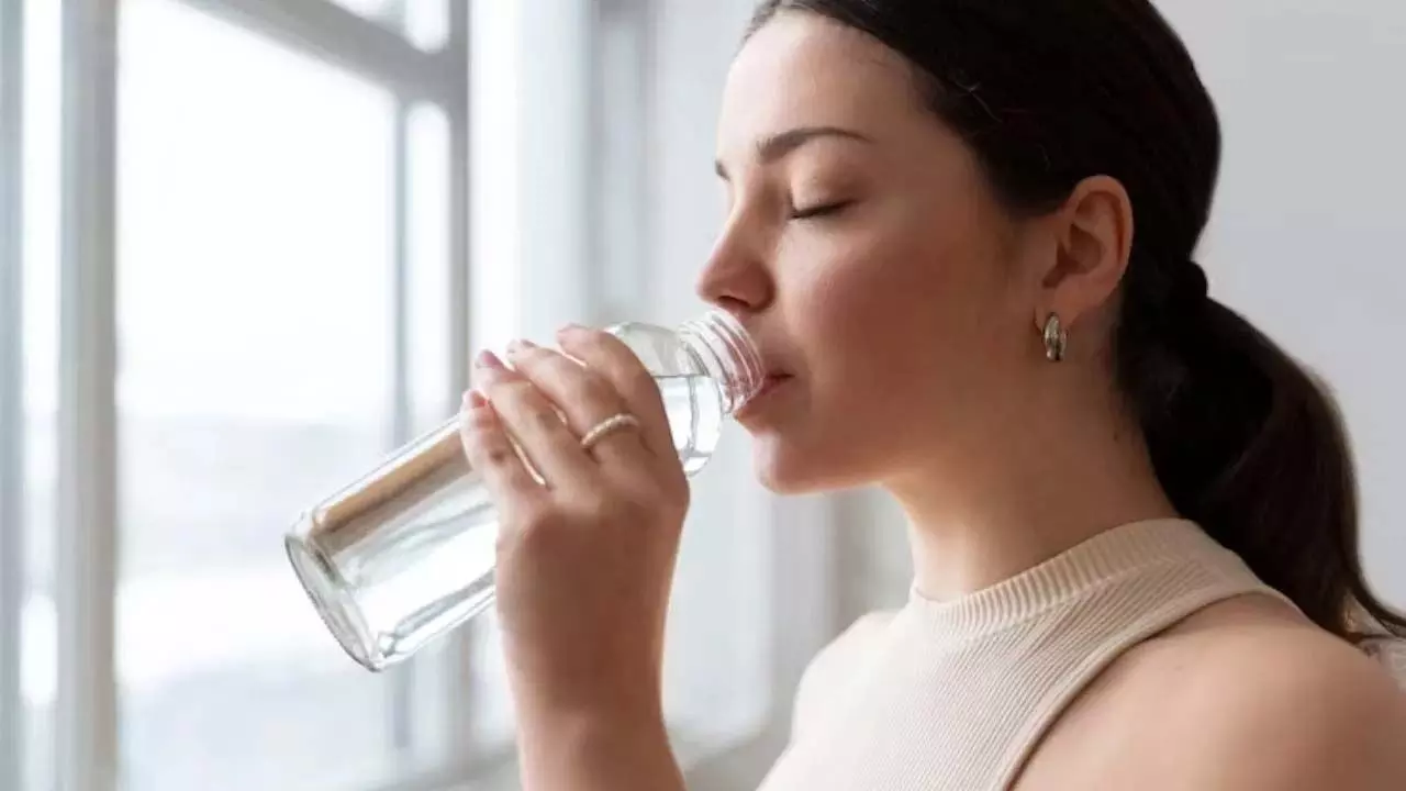 Life Style : क्या है Water Fasting जिससे एक व्यक्ति ने घटाना 13 किलो वजन