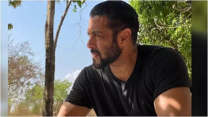 Salman Khan ने ग्रीन जोन से शेयर की नई तस्वीर