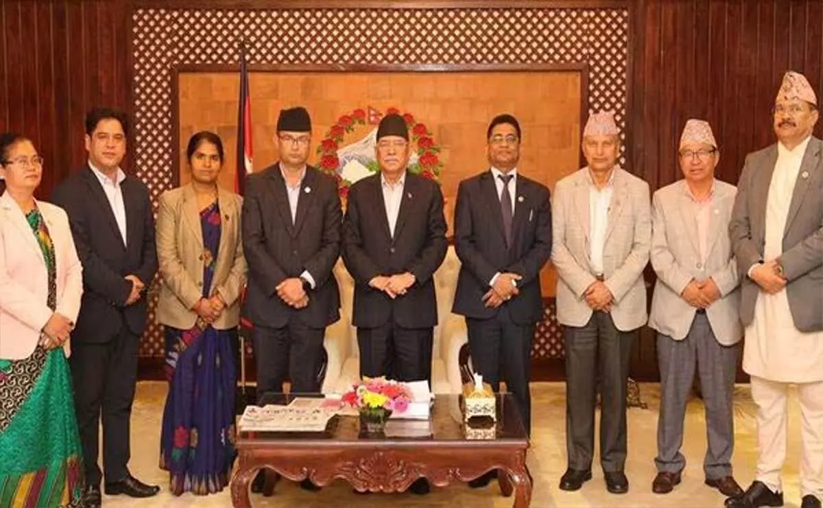 Nepal: पुष्प कमल दहल सरकार अल्पमत में, चुनाव के 4 महीने बाद समर्थन लिया वापस