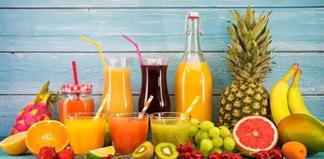 Juice की तुलना पूरे भोजन से कैसे की जा रही