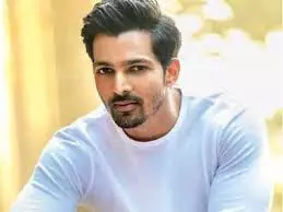 HARSHVARDHAN RANE :मनोविज्ञान की अंतिम परीक्षा से पहले प्रशंसकों को नमन किया