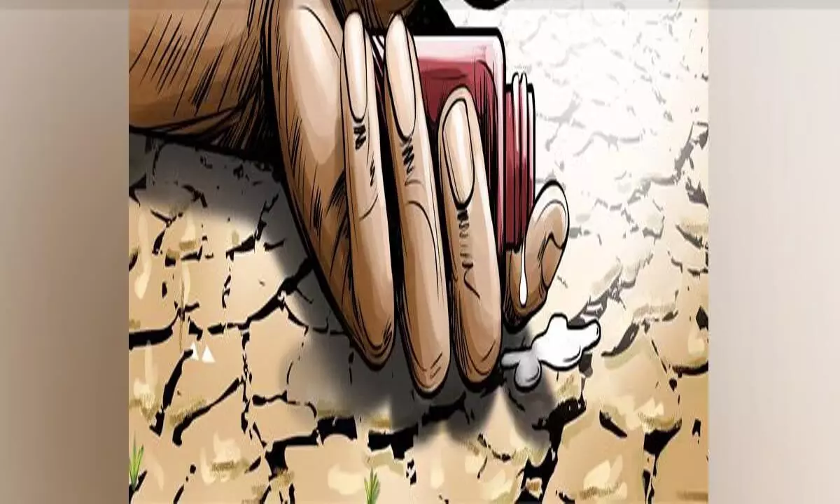 तेलंगाना में किसान की आत्महत्या को लेकर अटकलें तेज