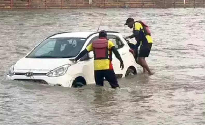 Uttarakhand Rain: भारी बारिश को लेकर रेड अलर्ट