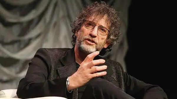 Neil Gaiman ने यौन उत्पीड़न के दावों को किया खारिज