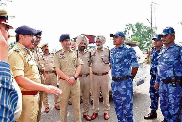 Gurdaspur: अमरनाथ यात्रा पर खतरे को लेकर पंजाब, हिमाचल प्रदेश और जम्मू-कश्मीर के सुरक्षा बलों के बीच बैठक