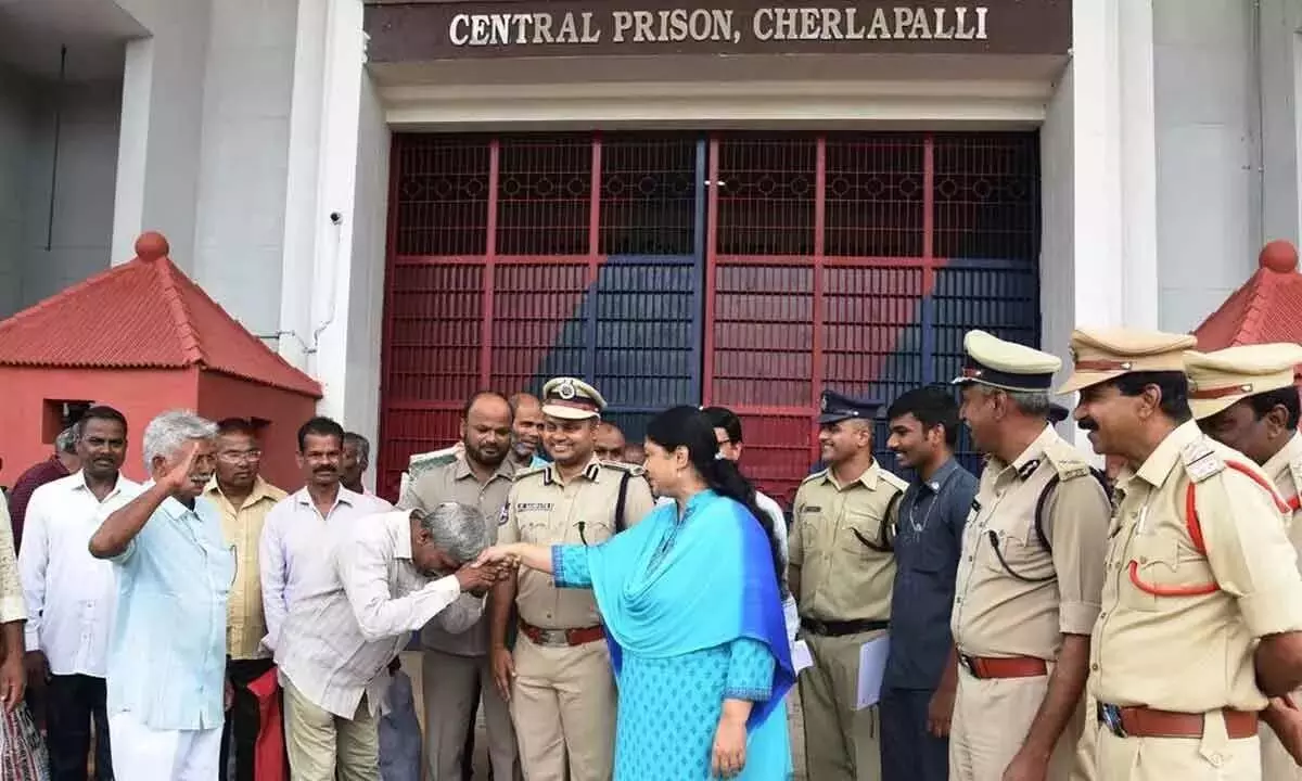 Telangana News: तेलंगाना में 213 कैदियों को रिहा किया