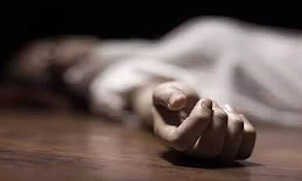 Hyderabad: नरसिंगी में संदिग्ध परिस्थितियों में कार में व्यक्ति मृत पाया गया