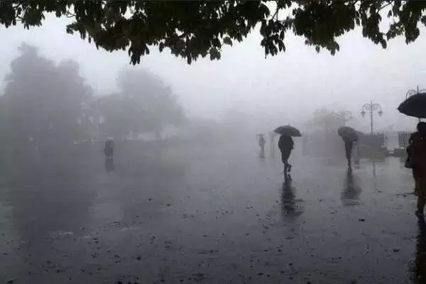 Bihar Rain Alert: बिहार में थमने का नाम नहीं ले रही बारिश,बाढ़ का खतरा