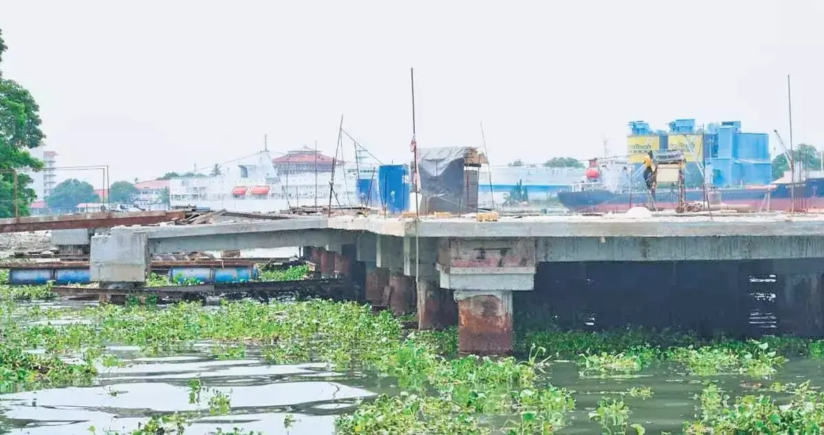 Kochi जल मेट्रो नवंबर तक मट्टनचेरी मार्ग पर सेवा शुरू करेगी