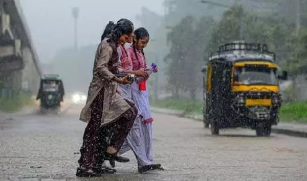 Weather Update: झारखंड के सभी इलाकों में आज होगी सामान्य बारिश, अलर्ट जारी