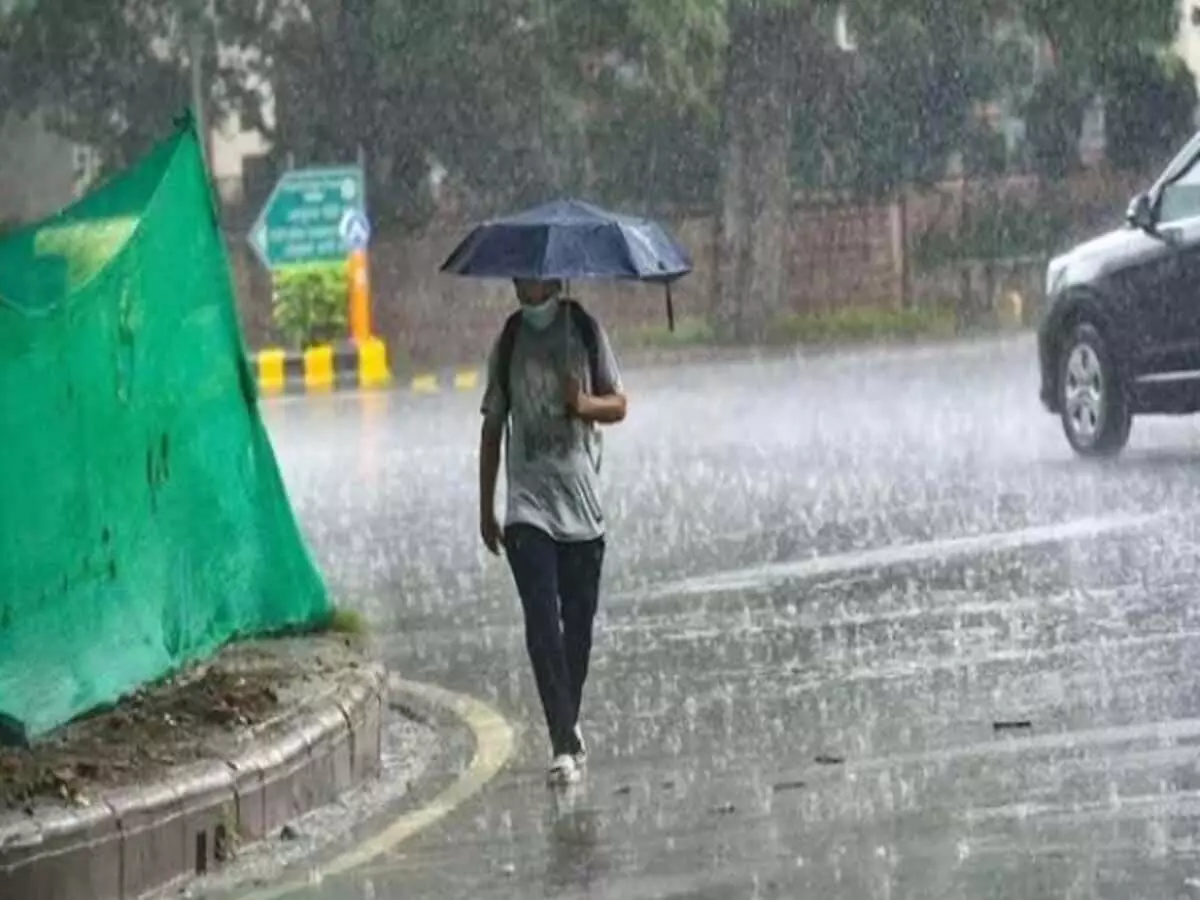 Weather: झारखंड में भारी बारिश का येलो अलर्ट जारी