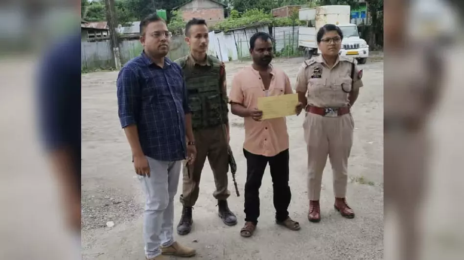 ASSAM पुलिस ने बक्सा में ड्रग तस्कर को गिरफ्तार