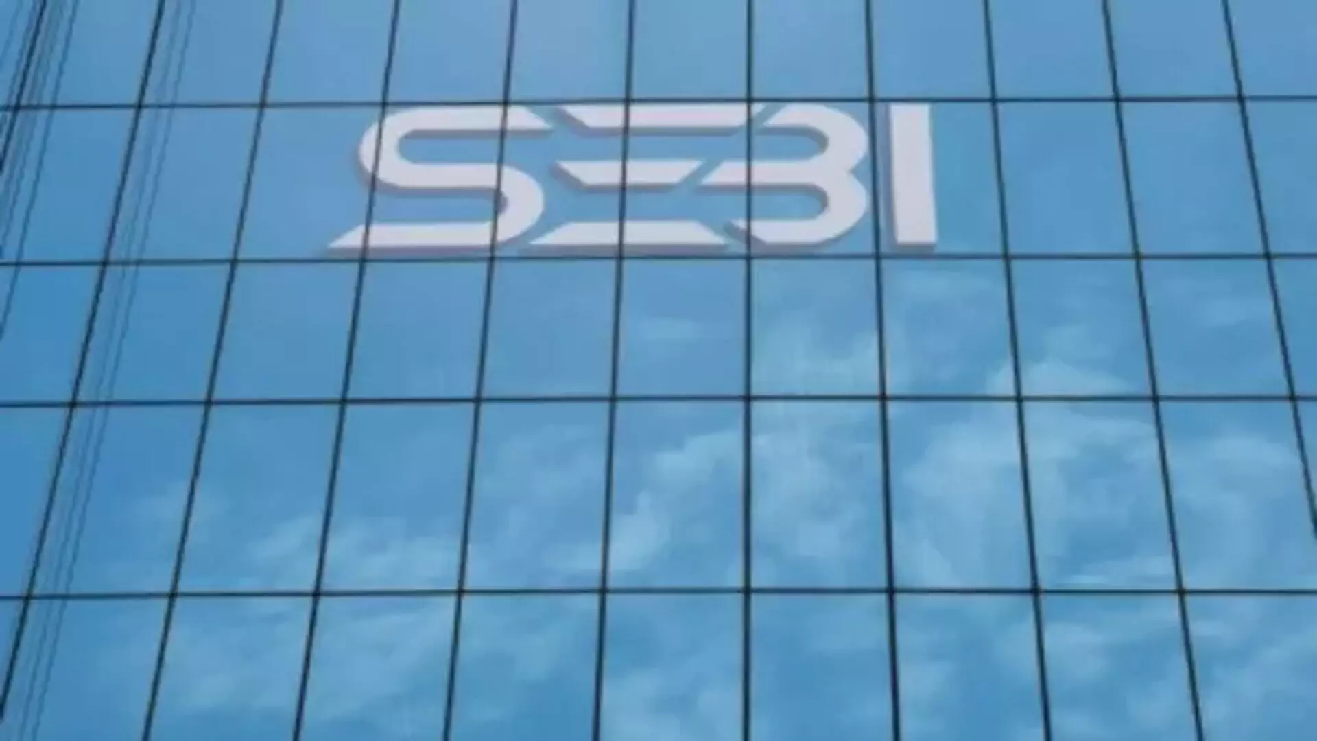 SEBI ने स्टॉक ब्रोकिंग में धोखाधड़ी की रोकथाम के लिए संस्थागत तंत्र को अनिवार्य बनाया