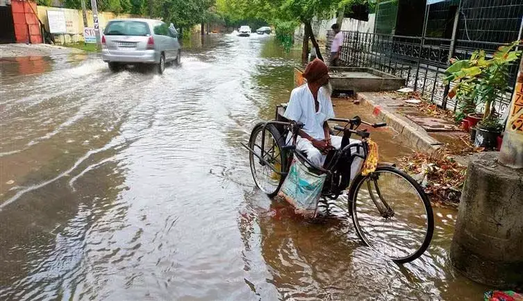 Ludhiana: भारी बारिश से जलभराव, लुधियाना के लोग हुए परेशान