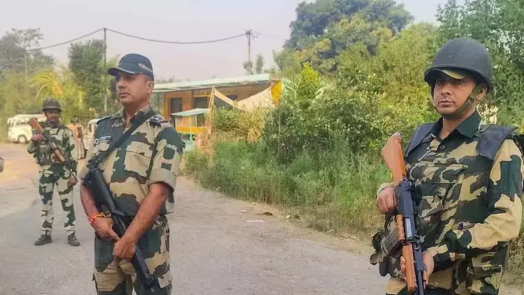 BSF जवानों ने बांग्लादेशी तस्कर को किया ढेर