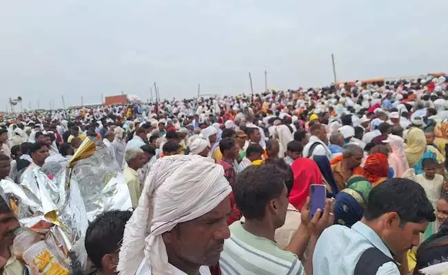 Hathras Stampede: मुख्य आरोपी ने दिल्ली में किया आत्मसमर्पण