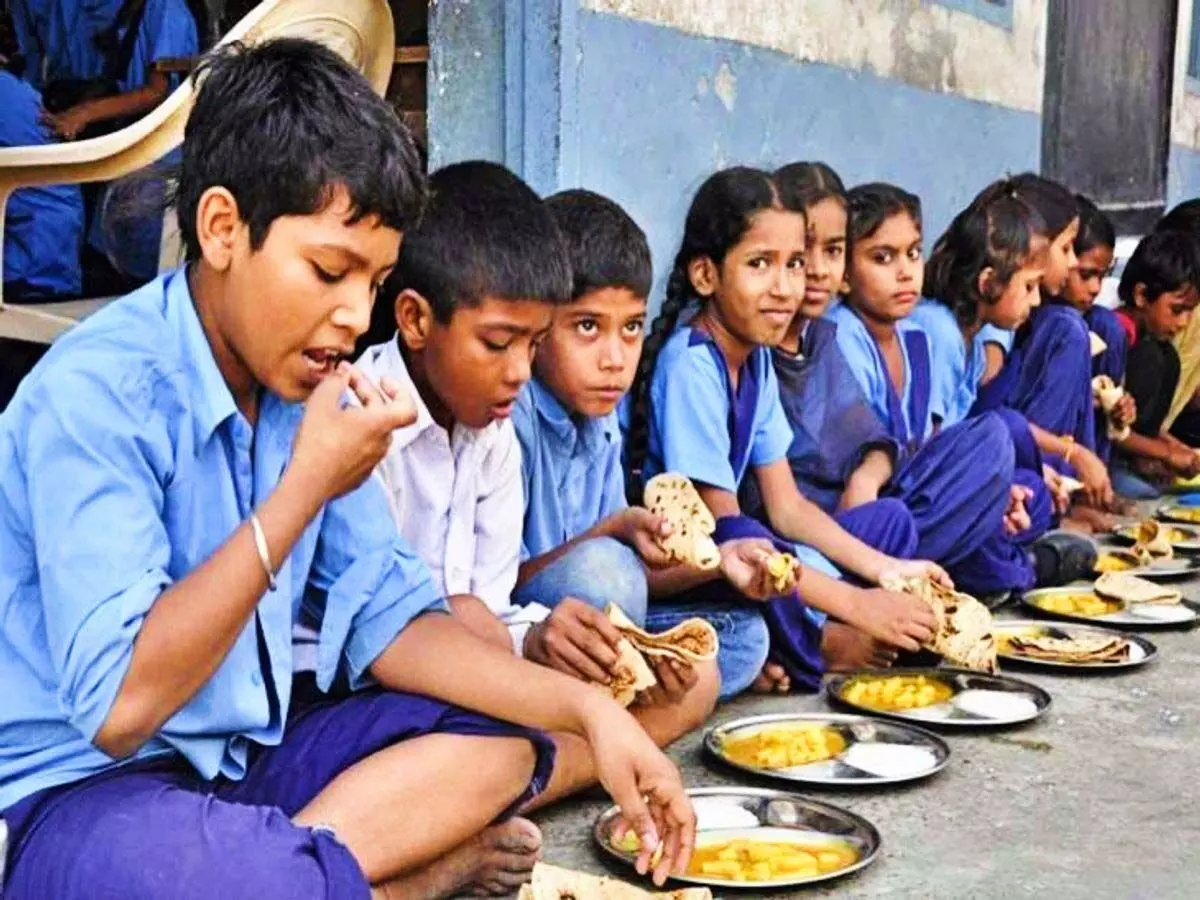 Bihar: स्कूलों में बदलेगा मिड डे मिल का फ्लेवर