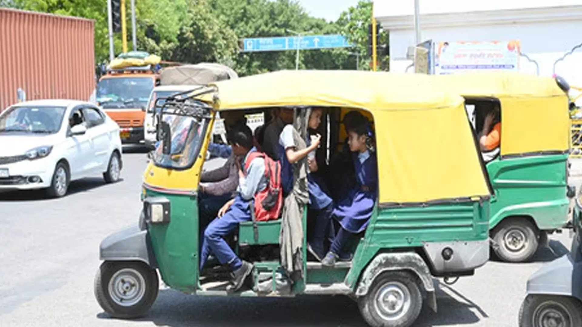 CHANDIGAD: गर्मी की छुट्टियों के बाद स्कूल वाहनों की सुरक्षा पर फिर से ध्यान