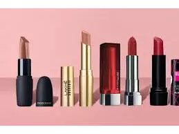 Lipstick shades: इन टिप्स की मदद से लिपस्टिक को बनाएं वाटरप्रूफ