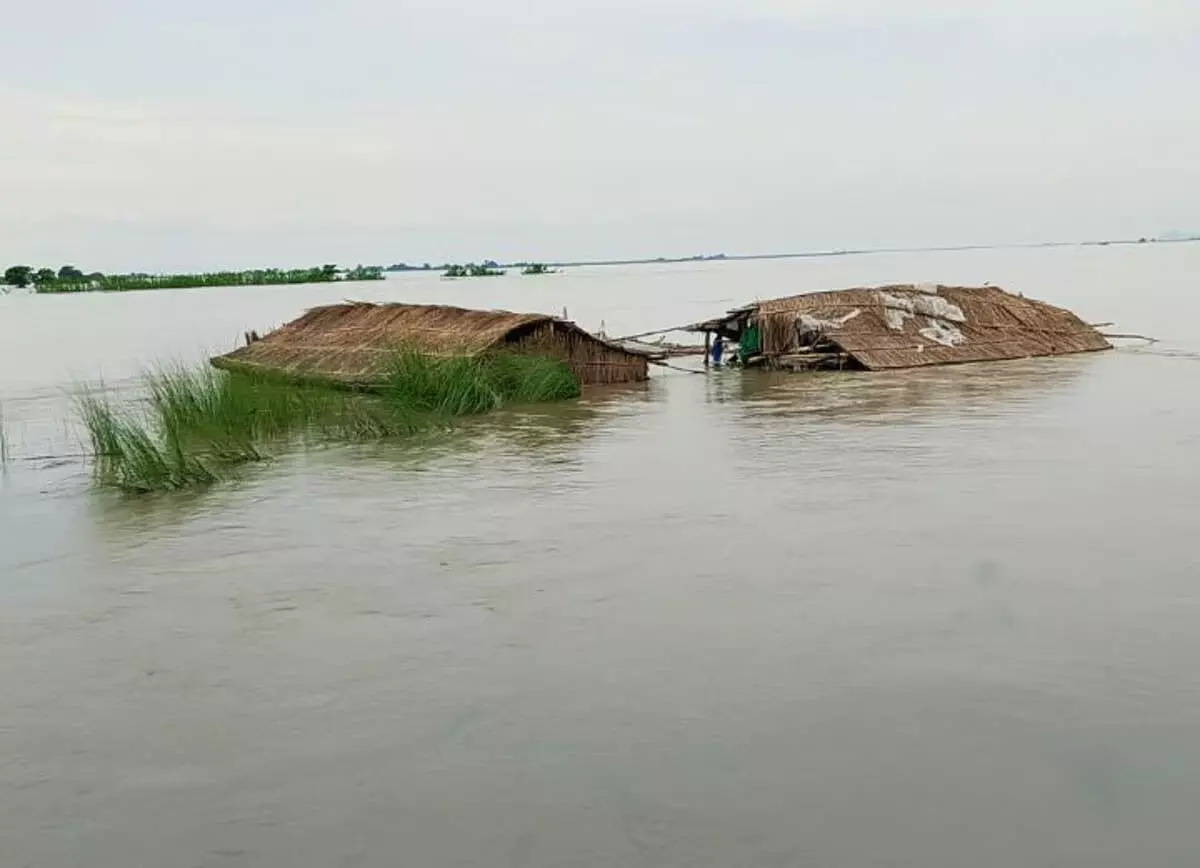 Assam news :  कामरूप जिले में बाढ़ से 362 से अधिक गांव प्रभावित