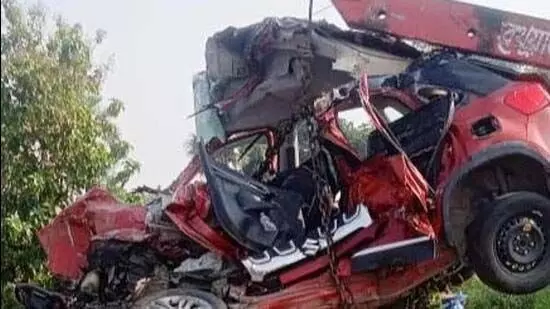 Madhya Pradesh: ट्रक की टक्कर से हुई 4 की मौत