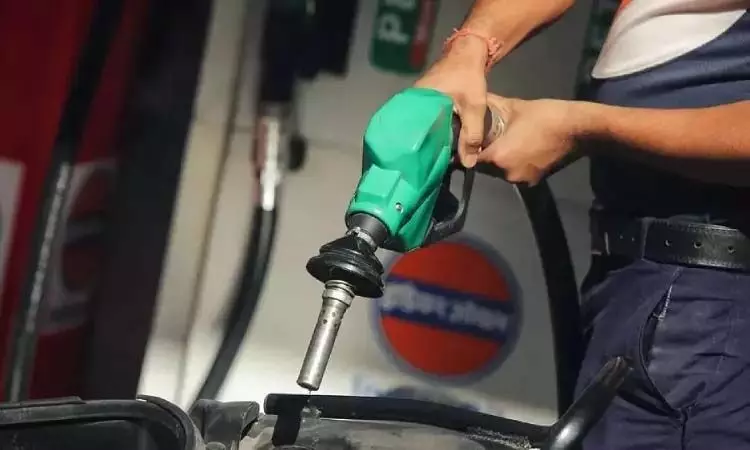 Chennai: पेट्रोल और डीजल के दाम 112 दिनों से स्थिर