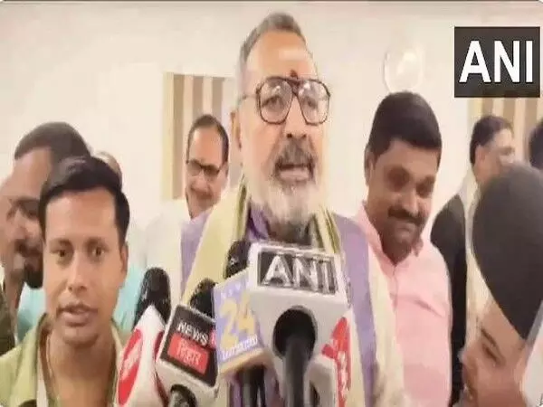 Giriraj Singh ने राहुल गांधी के हालिया हाथरस दौरे को राजनीतिक दौरा बताया