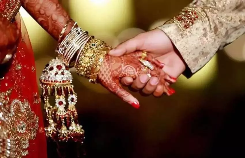 Bihar  CRPF जवान ने 14 साल में कीं 5 शादियां