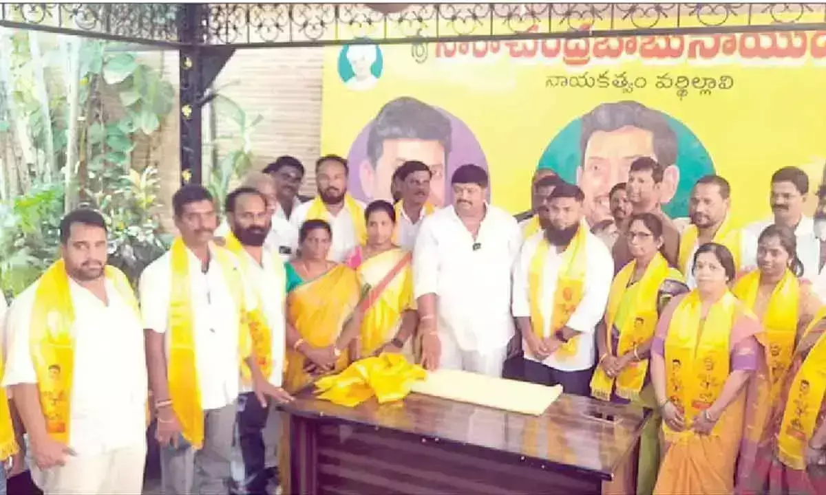 Andhra Pradesh: चित्तूर नगर निगम का रंग पीला होने को तैयार