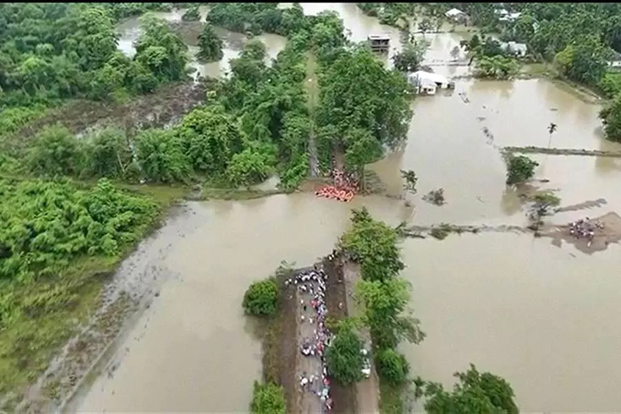 Assam में बाढ़ की स्थिति गंभीर, 30 जिलों में 24.50 लाख लोग प्रभावित