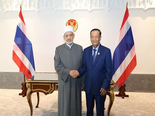 UAE: मुस्लिम काउंसिल ऑफ एल्डर्स के अध्यक्ष ने थाईलैंड की प्रतिनिधि सभा का दौरा किया