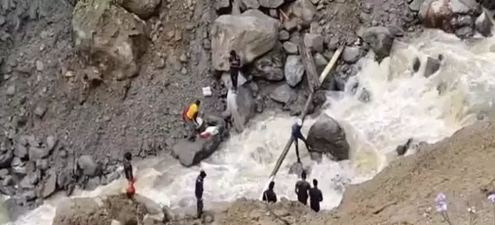 Himachal :  बीआरटीएफ सड़क के नष्ट होने से सीमावर्ती जिले में संकट