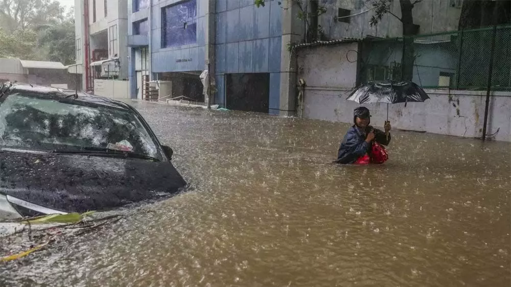 Gujarat Monsoon : 24 घंटे में 77 तालुका में मेघमेहर, जानें किसमें हुई सबसे ज्यादा बारिश