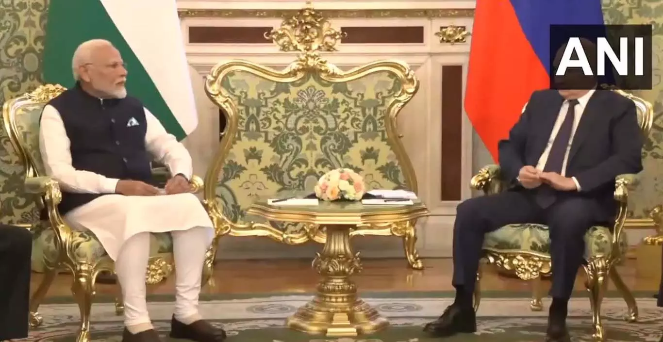 BIG BREAKING: पुतिन के साथ PM मोदी ने की बैठक